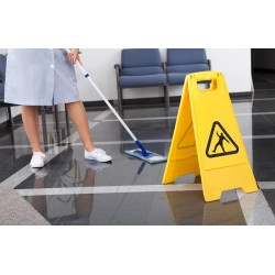 płyn-antypoślizgowy-do-podłóg