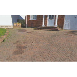 Czyszczenie-kostki-brukowej-z-oleju-samochodowego