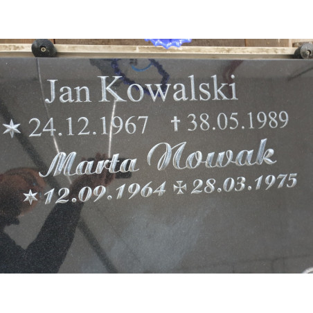 liternictwo-nagrobkowe