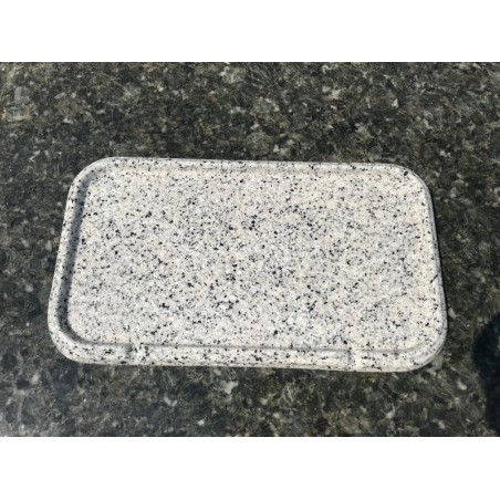 Podstawki-pod-znicze-z-granitu